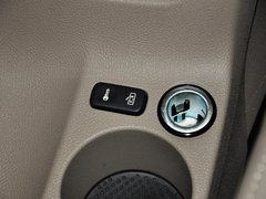 2013款 1.8T DCT 尊贵版 5座