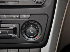 2013款 1.8T DCT 尊贵版 5座