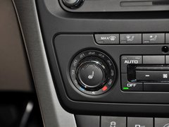 2013款 1.8T DCT 尊贵版 5座
