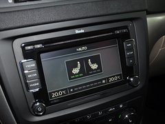 2013款 1.8T DCT 尊贵版 5座