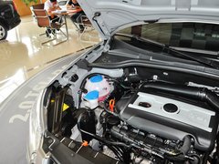 2013款 1.8T DCT 尊贵版 5座
