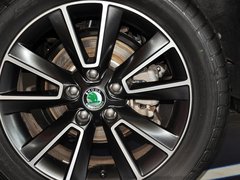 2013款 1.8T DCT 尊贵版 5座