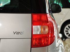 2013款 1.8T DCT 尊贵版 5座