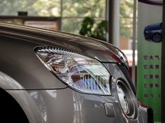 2013款 1.8T DCT 尊贵版 5座