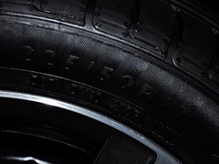 2013款 1.8T DCT 尊贵版 5座