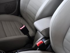 2013款 1.8T DCT 尊贵版 5座