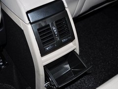 2013款 1.8T DCT 尊贵版 5座