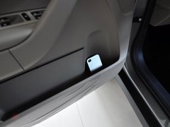 2013款 1.8T DCT 尊贵版 5座