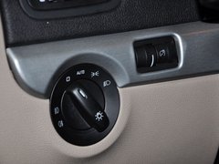 2013款 1.8T DCT 尊贵版 5座