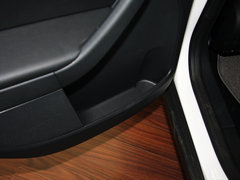 2013款 1.8T DCT 尊贵版 5座