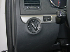 2013款 1.8T DCT 尊贵版 5座