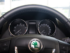 2013款 1.8T DCT 尊贵版 5座