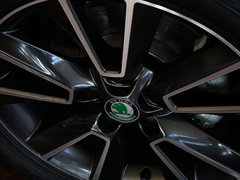 2013款 1.8T DCT 尊贵版 5座