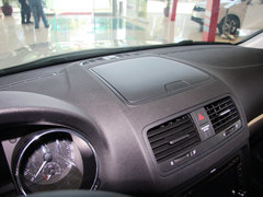2013款 1.8T DCT 尊贵版 5座