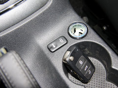 2013款 1.8T DCT 尊贵版 5座