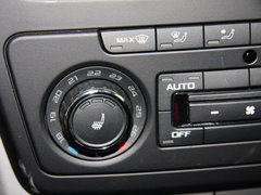 2013款 1.8T DCT 尊贵版 5座