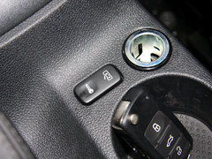 2013款 1.8T DCT 尊贵版 5座