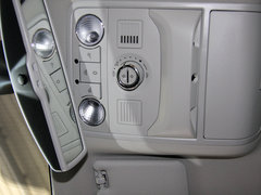 2013款 1.8T DCT 尊贵版 5座