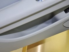 红旗H7 2013款 2.0T 自动 豪华型