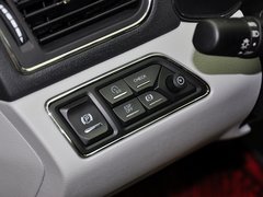 2013款 2.0T 自动 豪华型