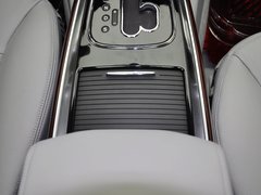 红旗H7 2013款 2.0T 自动 豪华型