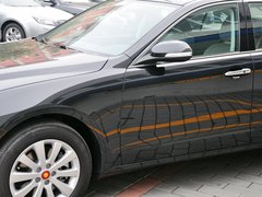 红旗H7 2013款 2.0T 自动 豪华型