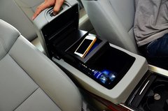 2013款 3.0L 自动 尊贵型