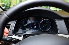 2013款 3.0L 自动 尊贵型