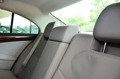 2013款 3.0L 自动 尊贵型