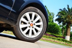 2013款 3.0L 自动 尊贵型