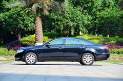 2013款 3.0L 自动 尊贵型