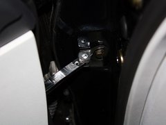 2013款 3.0L 自动 尊贵型