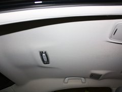 2013款 3.0L 自动 尊贵型