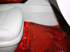 2013款 3.0L 自动 尊贵型