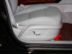 2013款 3.0L 自动 尊贵型