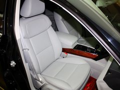 2013款 3.0L 自动 尊贵型