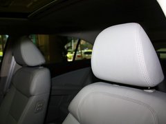 2013款 3.0L 自动 尊贵型