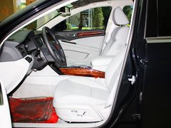 2013款 3.0L 自动 尊贵型