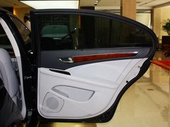 2013款 3.0L 自动 尊贵型