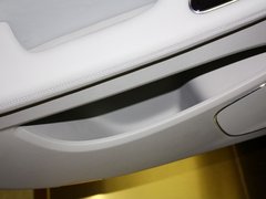 2013款 3.0L 自动 尊贵型