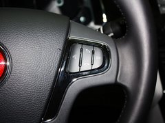 2013款 3.0L 自动 尊贵型