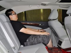 2013款 3.0L 自动 尊贵型