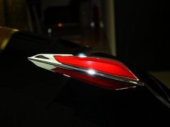 2013款 3.0L 自动 尊贵型