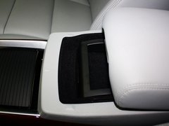 2013款 3.0L 自动 尊贵型