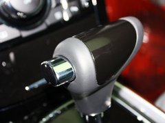 2013款 3.0L 自动 尊贵型
