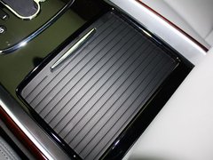 2013款 3.0L 自动 尊贵型