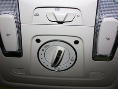 2013款 3.0L 自动 尊贵型
