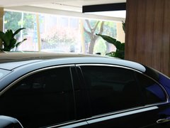 2013款 3.0L 自动 尊贵型