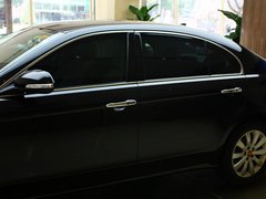 2013款 3.0L 自动 尊贵型