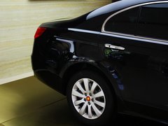 2013款 3.0L 自动 尊贵型